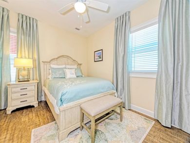 Marathon Vacation Home Sleeps Eight Guests